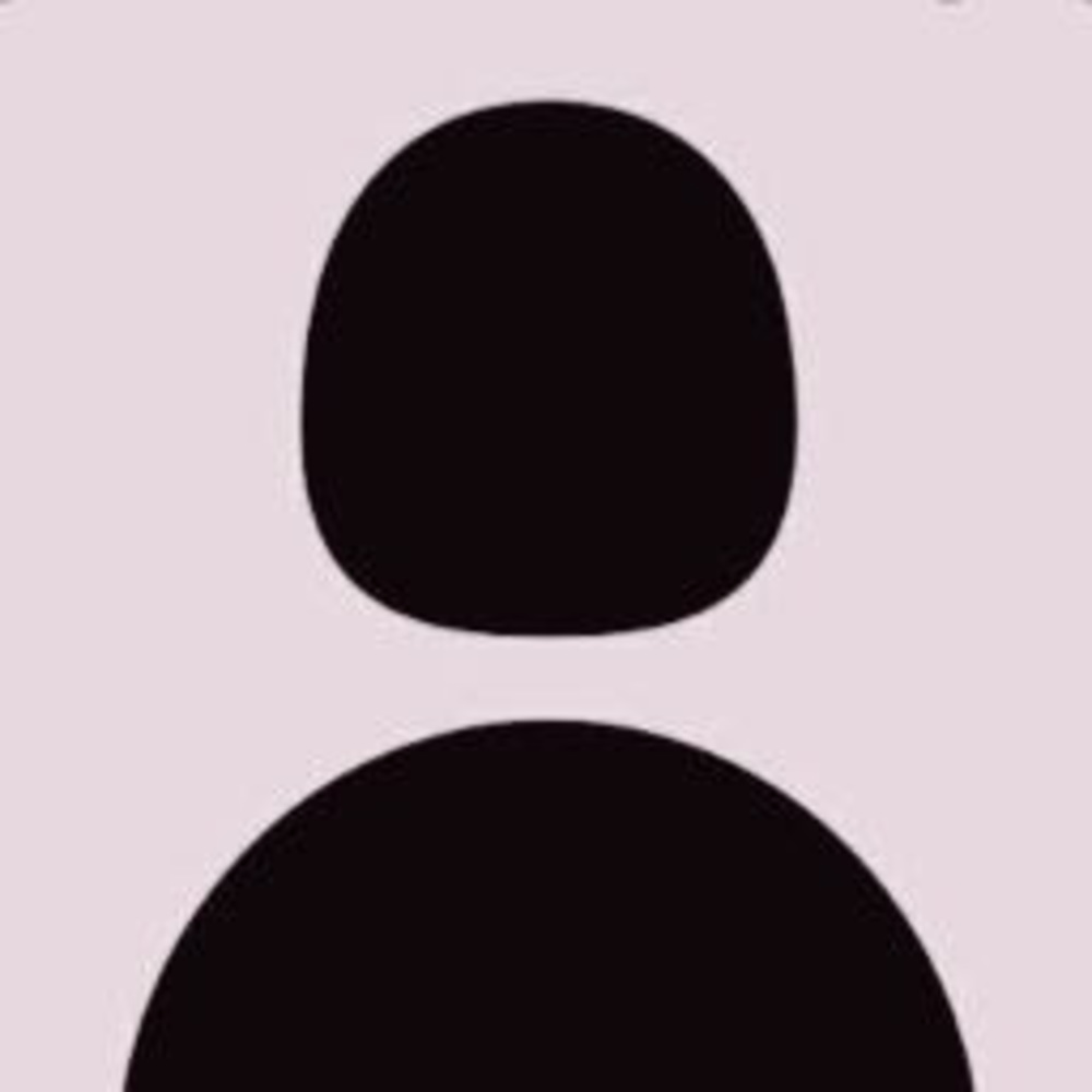 Meet your Posher, Naima